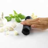 Tubo pelador de Ajos Mastrad