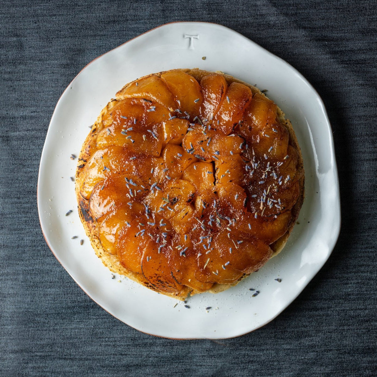 Tarta Tatin con Lavanda